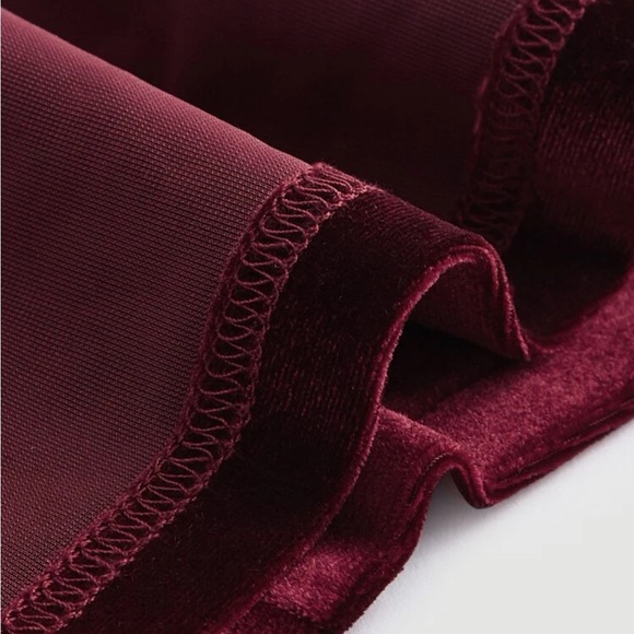 SOLD OUT - Picture 4 of 5